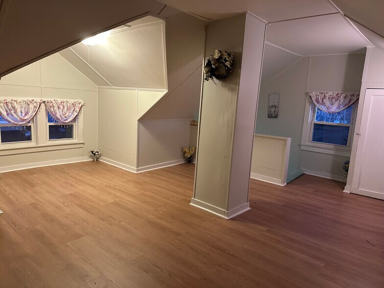 Building Photo - 269 N 1st Ave