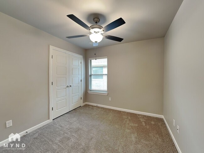 Building Photo - 4105 Palmetto Trail