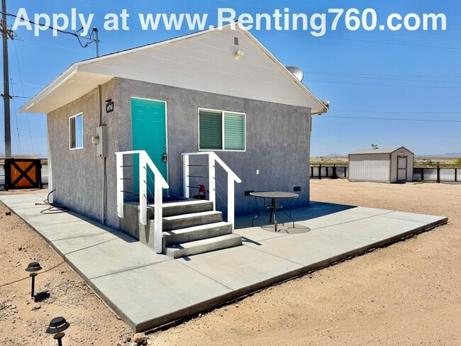 Building Photo - Fully Updated Furnished Studio Near Milita...