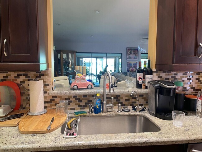 Building Photo - 10798 Waterberry Dr