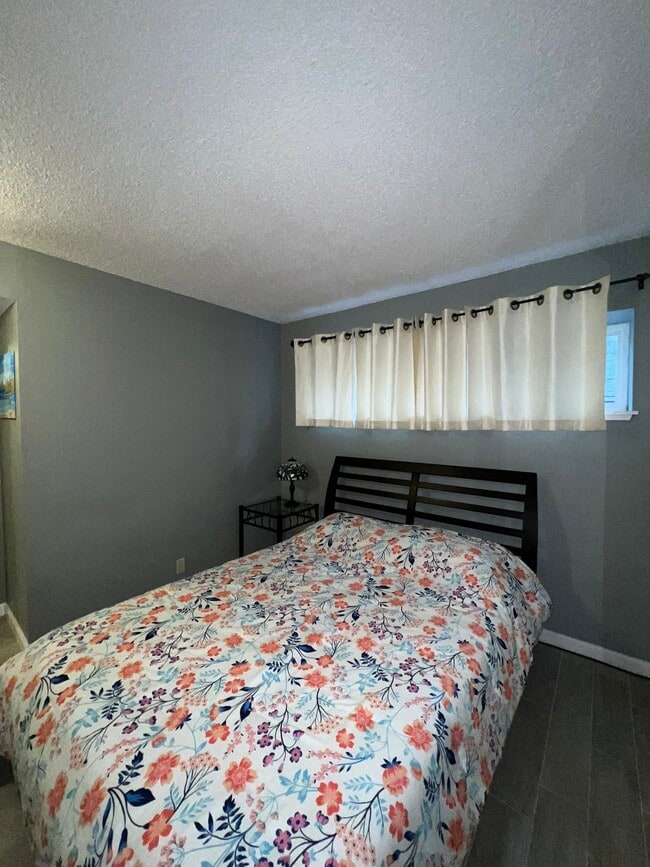 Building Photo - 1120 Herbert Ave