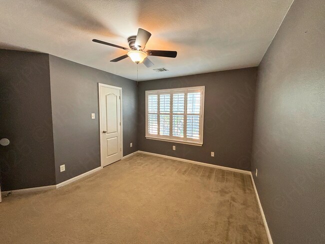 Building Photo - 21711 Thunder Basin