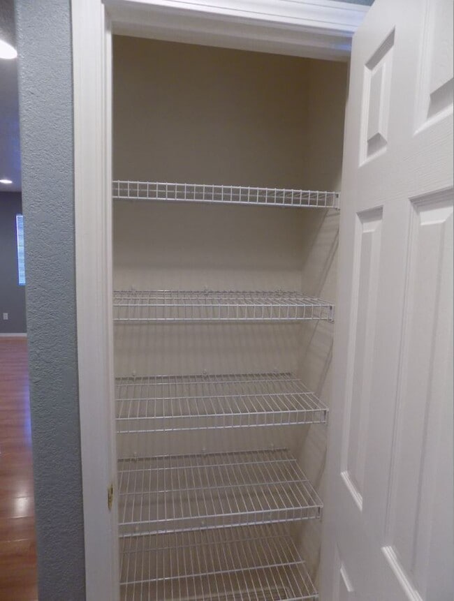 Building Photo - Beautiful 3 Bedroom 2 Bathroom Home Located in Ventana Ranch!!