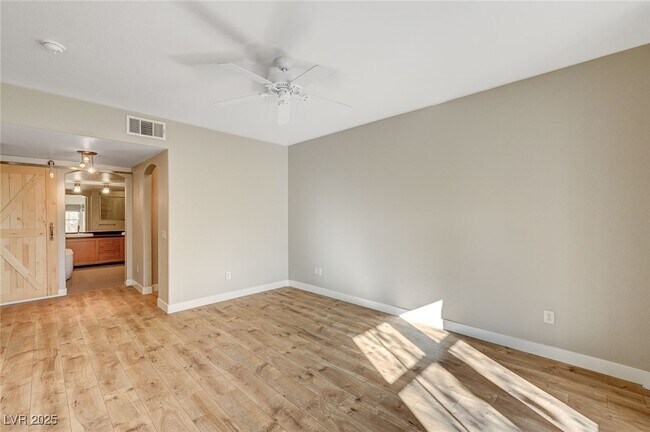 Building Photo - 11835 Portina Dr