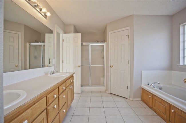 Building Photo - 3803 SW Mason Rd