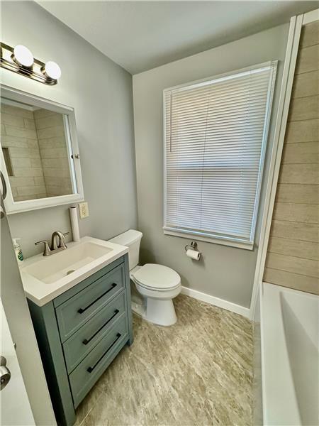 Building Photo - 6940 Key St