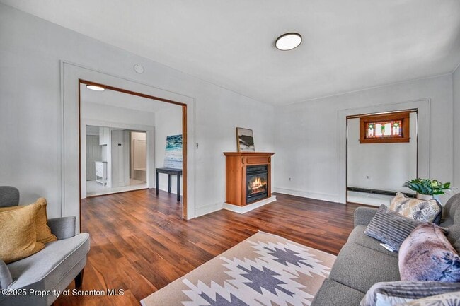 Building Photo - 309 Park Ave