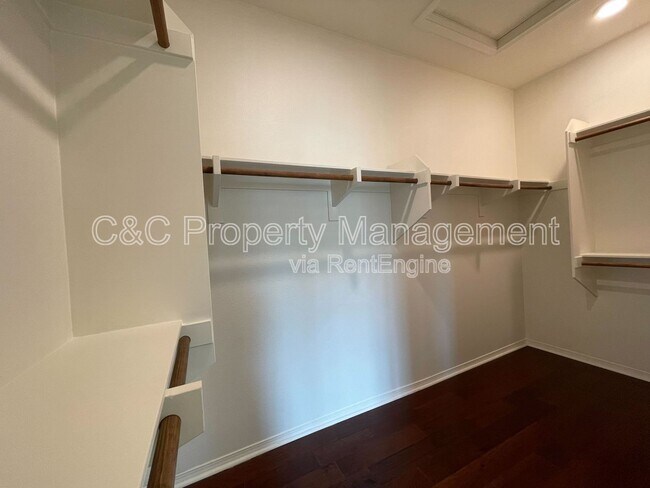 Building Photo - 5031 Ballast Ln