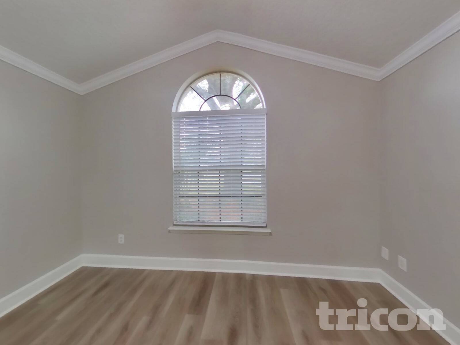 Building Photo - 1137 Hideaway Dr N