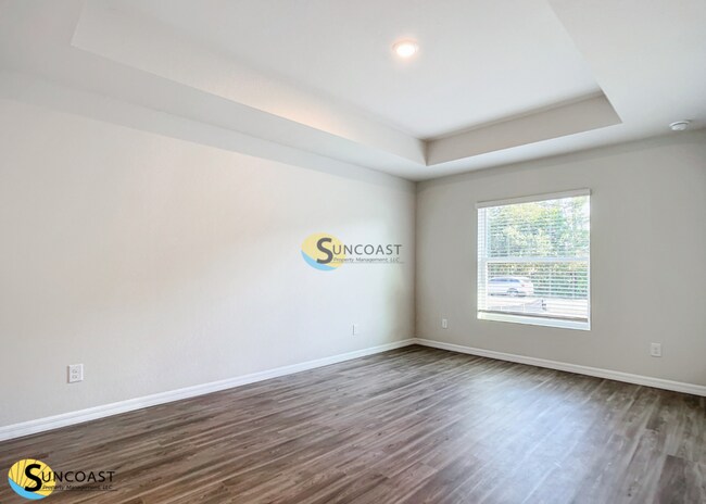 Building Photo - 17927 SW 32nd Cir