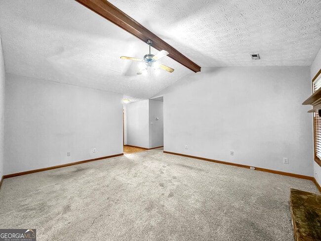 Building Photo - 290 Cornwallis Way