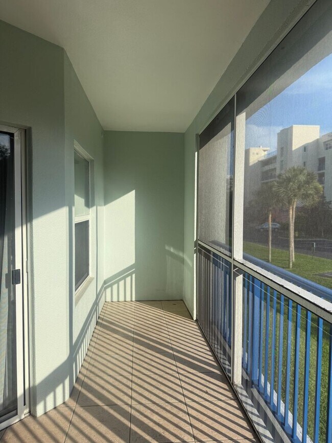 Building Photo - 5300 S Atlantic Ave