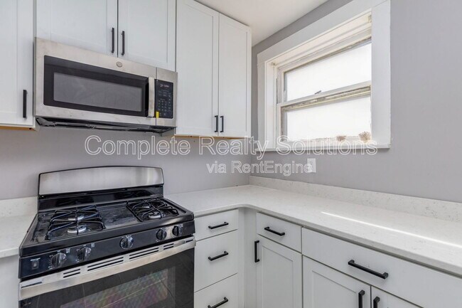 Building Photo - 5352 Neosho St