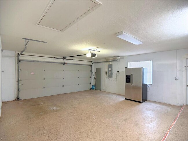 Building Photo - 5001 NW 31 St