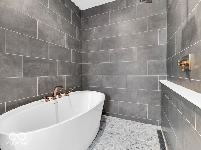 Building Photo - 962 Berkhamsted Ln