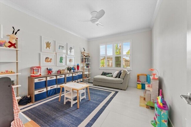 Building Photo - 15398 Sandy Beach Terrace