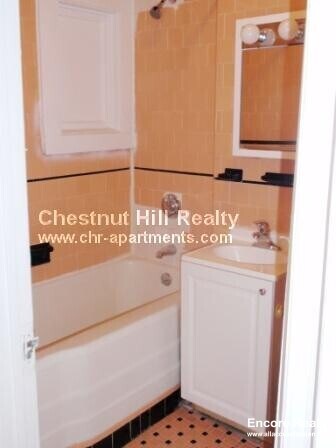 Building Photo - 1223 Beacon St