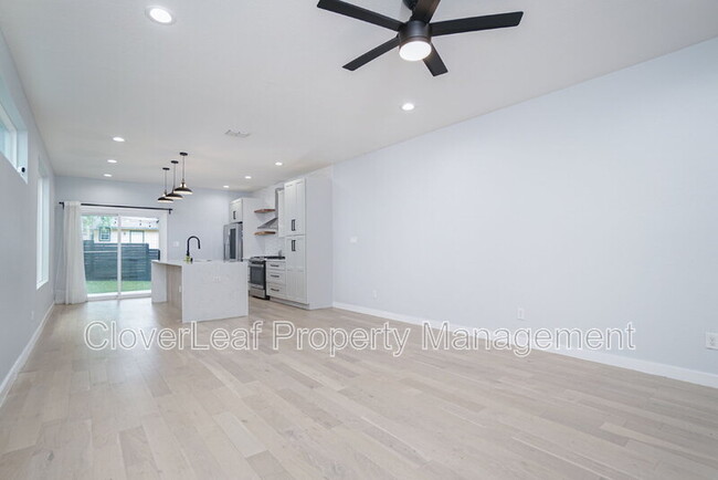 Building Photo - 2109 Schley Ave