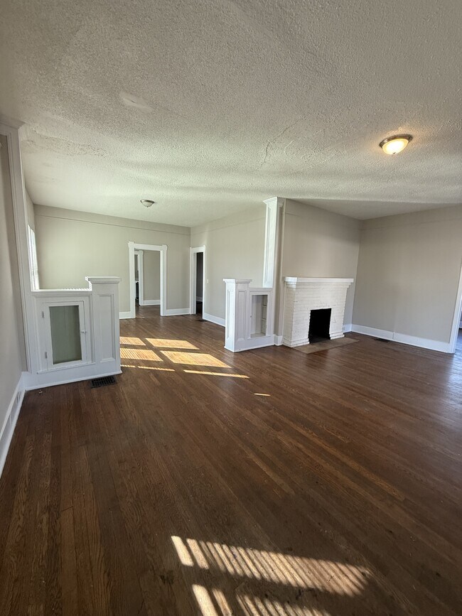 Building Photo - 2223 28th St N