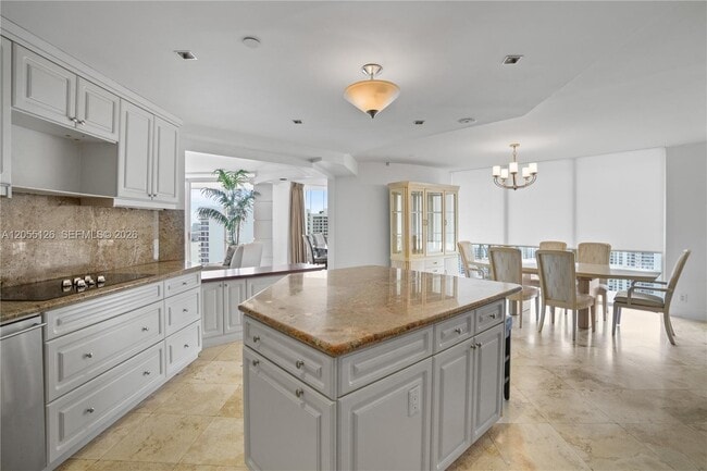 Building Photo - 19355 Turnberry Way