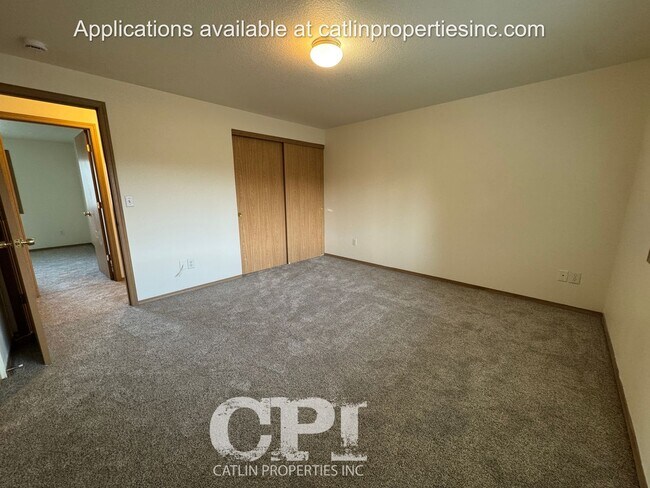 Building Photo - Lexington Area - Holiday Special - 1/2 OFF...