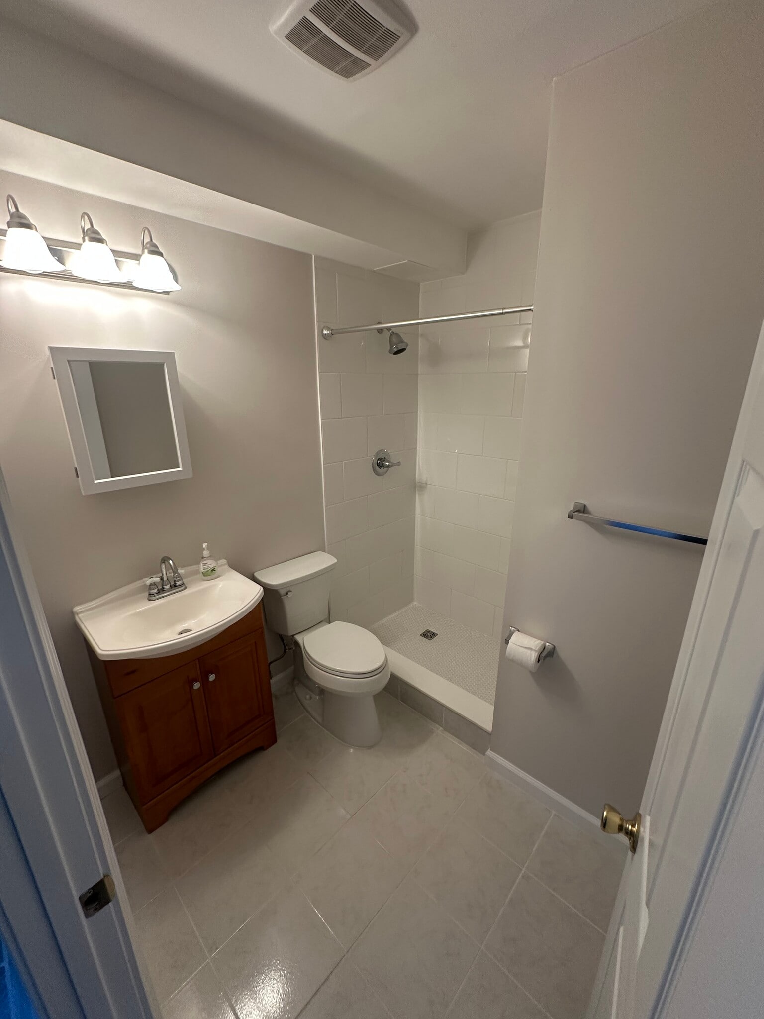 Building Photo - 809 E D St