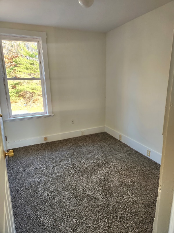 Building Photo - 161 Roosevelt Trail