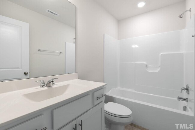 Building Photo - 4964 Southern Magnolia Dr