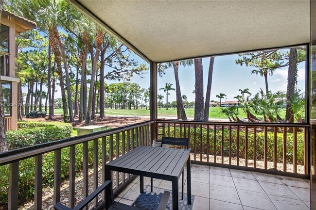Building Photo - 312 Brackenwood Cir