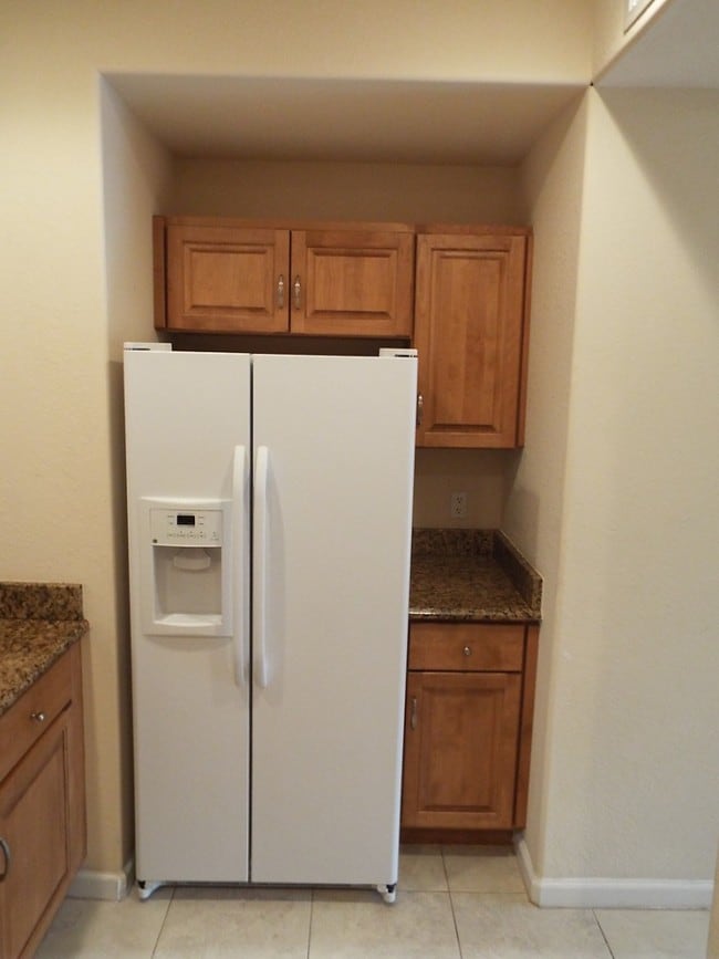 Building Photo - 13100 Bella Casa Cir