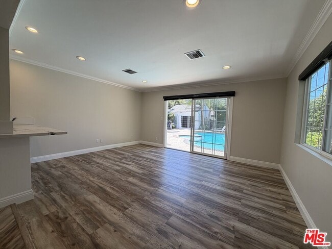 Building Photo - 4747 Cartwright Ave