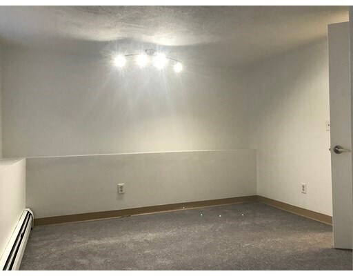 Building Photo - 1 Anderson Pl