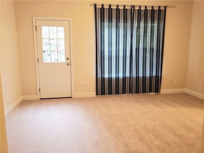 Building Photo - 5201 Wellsley Bend