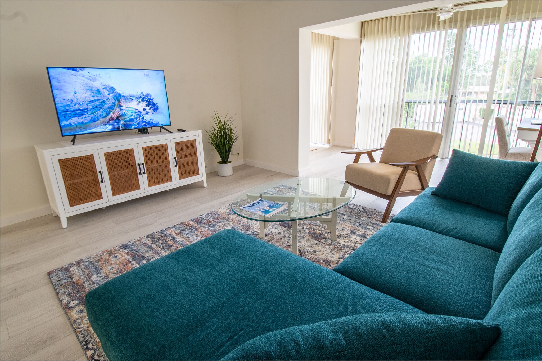 Building Photo - 5 High Point Cir W