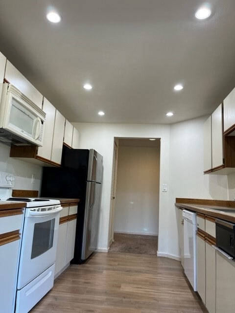 Kitchen - 1224 6th Ave S