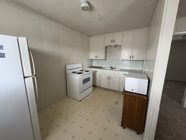 Building Photo - 602 Sunset Ln