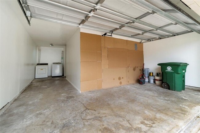 Building Photo - 11122 High Star Dr