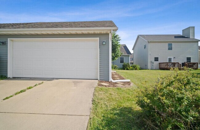 Building Photo - 1114 Abercorn St