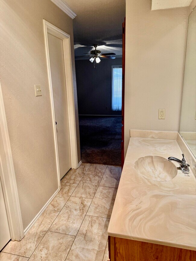 Building Photo - 3315 78th St