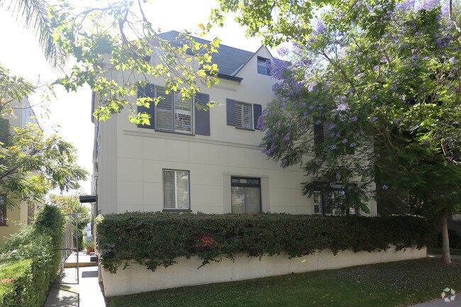 Building Photo - 445-449 S Rexford Dr