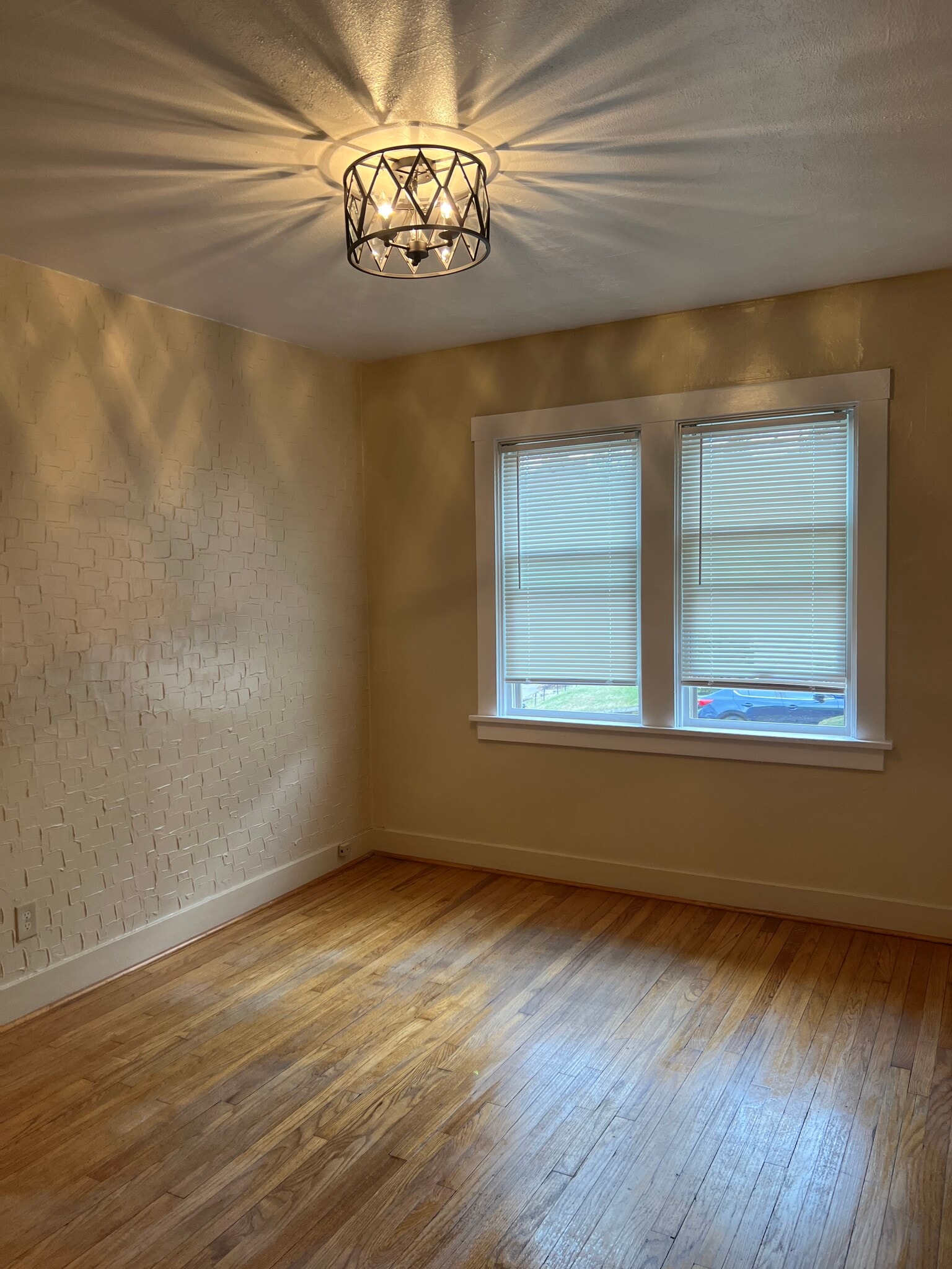Dinning Room - 2904 Espy Ave