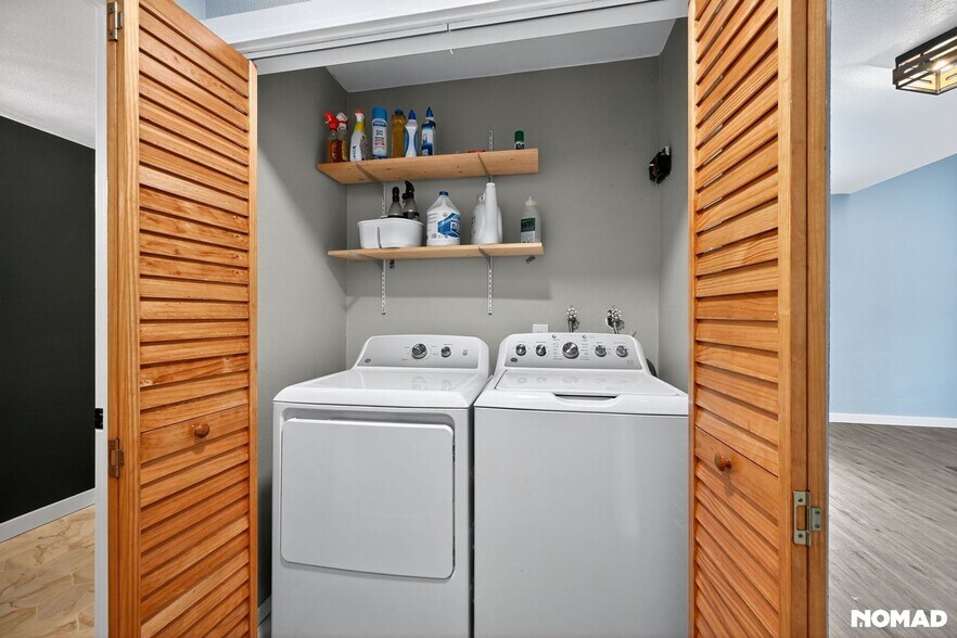 Building Photo - 4468 Driftwood Pl