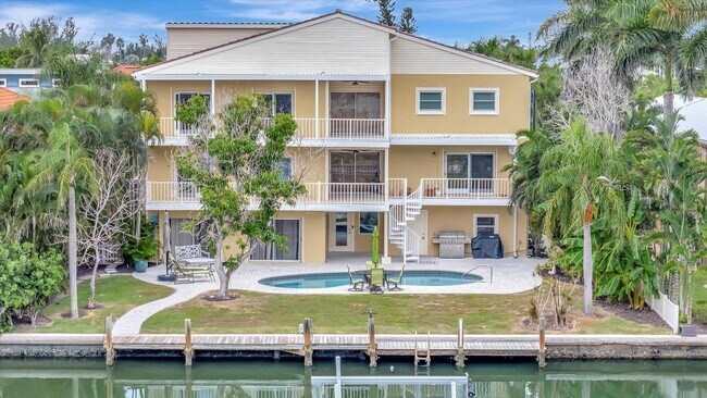 Building Photo - Stunning Annual Rental: Luxury Coastal Liv...