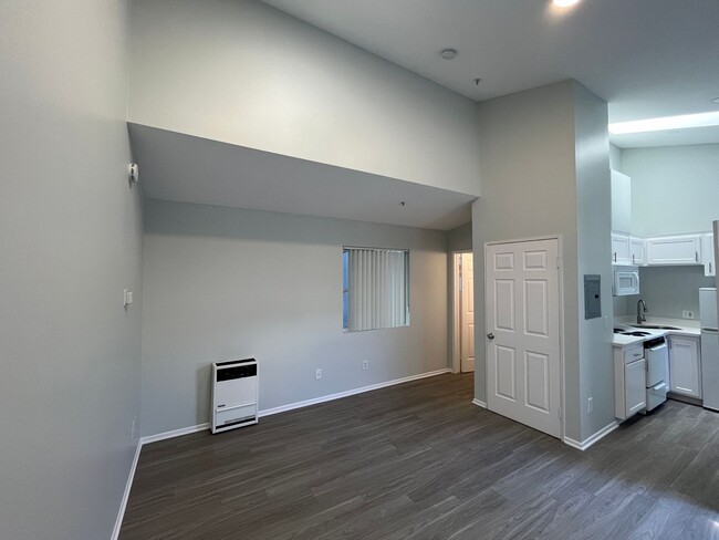 Interior Photo - 1015 2nd Street