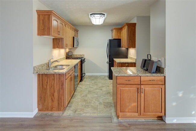 Building Photo - 1109 Rook Pl