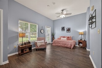 Building Photo - 929 Rockmead Dr