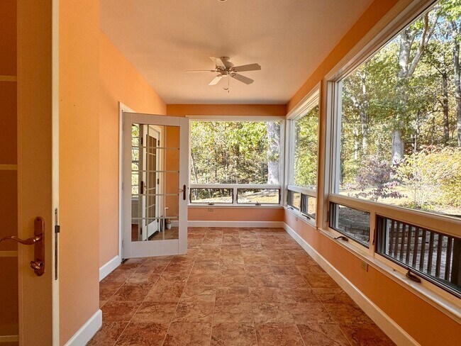 Building Photo - Private Farm Home in North Garden - Enjoy ...