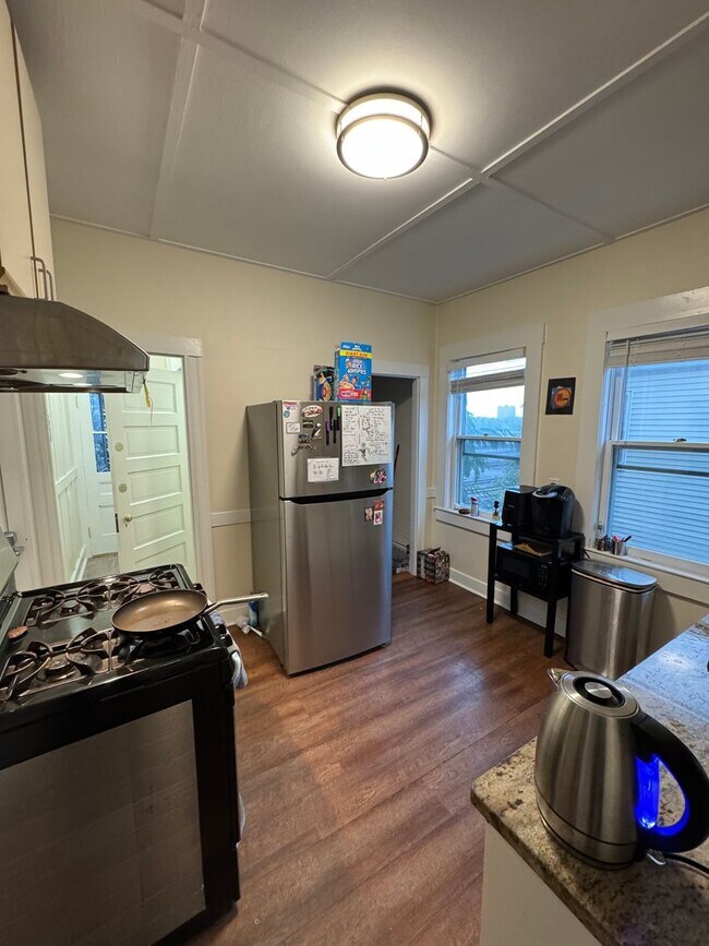 Building Photo - Single-Family House in Allston, In-Unit Laundry, Porch, Central Heat/AC, Parking, Eat-in Kitchen