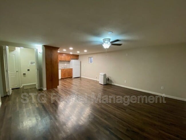 Building Photo - 145 E 500 S