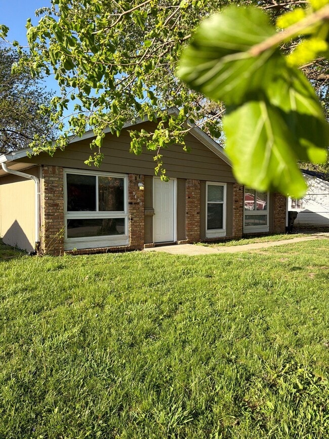 Building Photo - 9438 Conried Dr